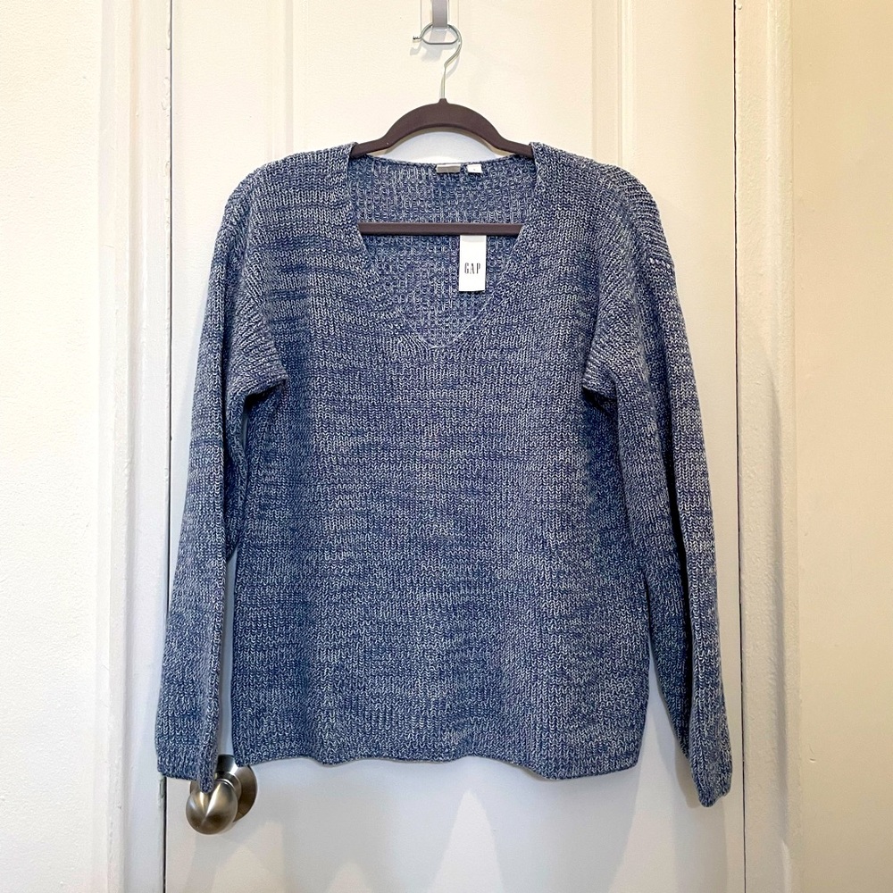 Gap Blue VNeck Sweater Small NWT